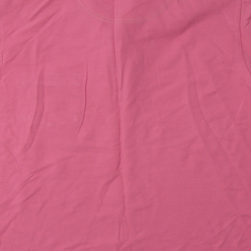 Brand and care label for Authentic men’s pink cotton polo, size L, collared