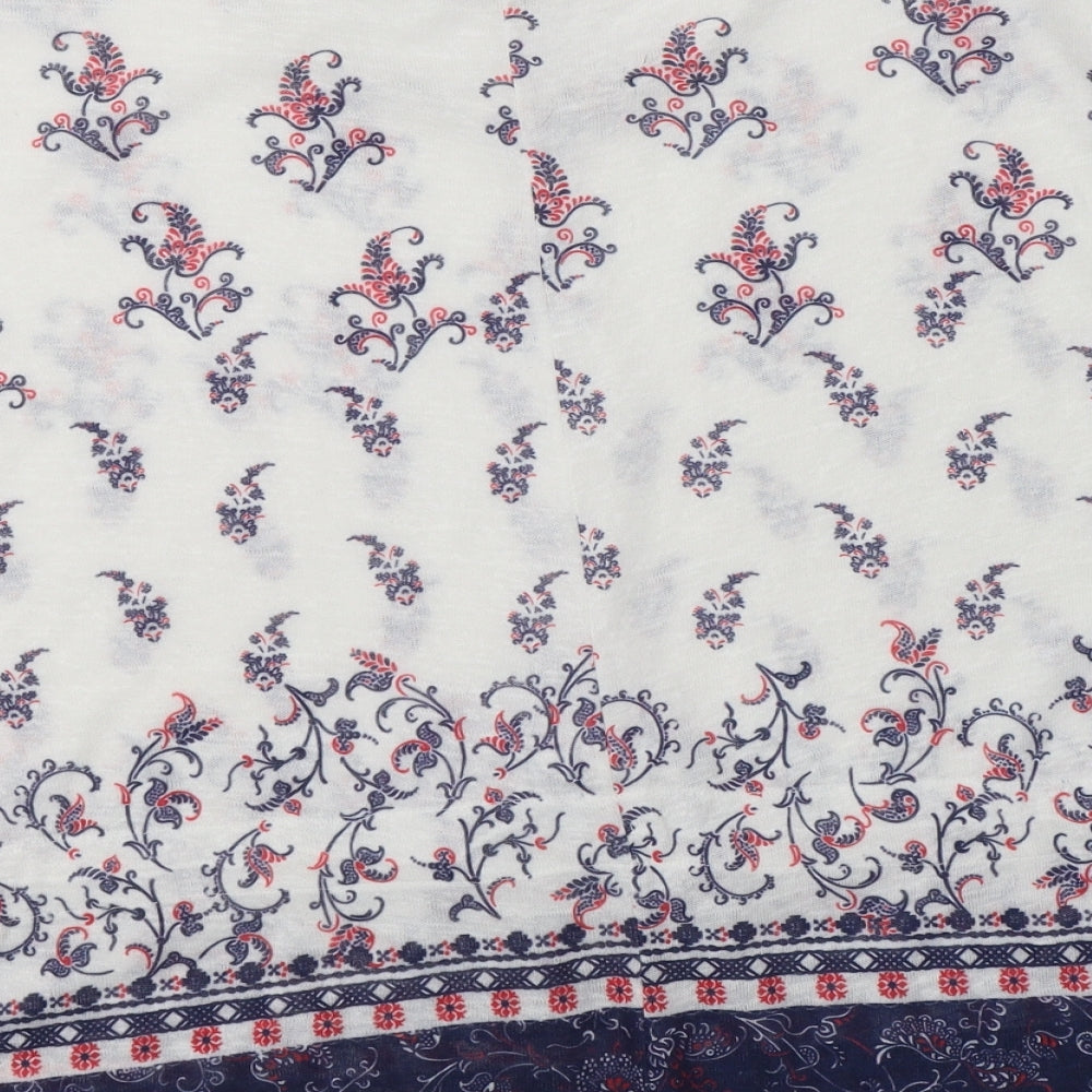 Brand and care label for Papaya women’s white paisley polyester basic blouse, size L, round neck