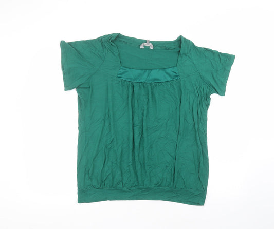 Additional front view of Mia Moda women’s green viscose basic t-shirt, size UK 18, round neck