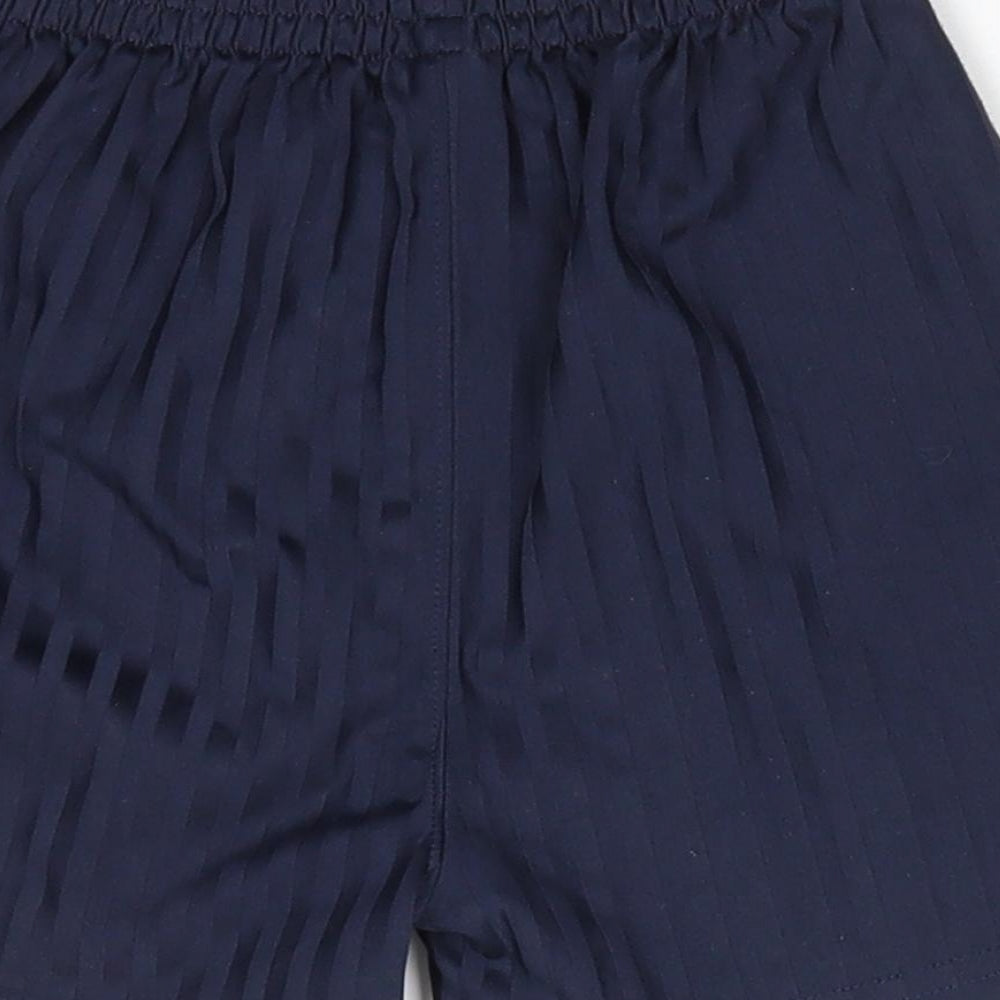 Brand and care label for Pep&Co boys’ blue striped polyester utility shorts, size 3-4, years regular - self colour stripe