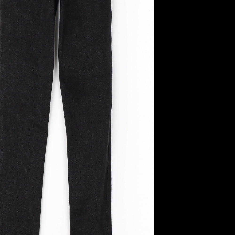 Brand and care label for New Look women’s black cotton skinny jeans, size UK 8, 26-inch leg regular