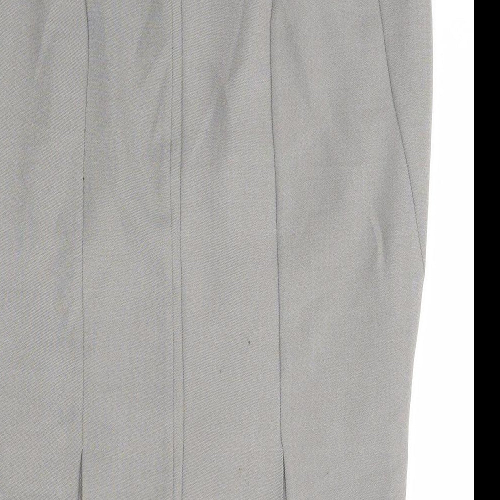 Brand and care label for Primark women’s grey polyester straight & pencil set, size UK 16