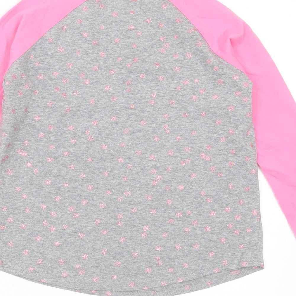 Brand and care label for Crewcuts girls’ grey geometric cotton basic t-shirt, size 8, years round neck - star pattern