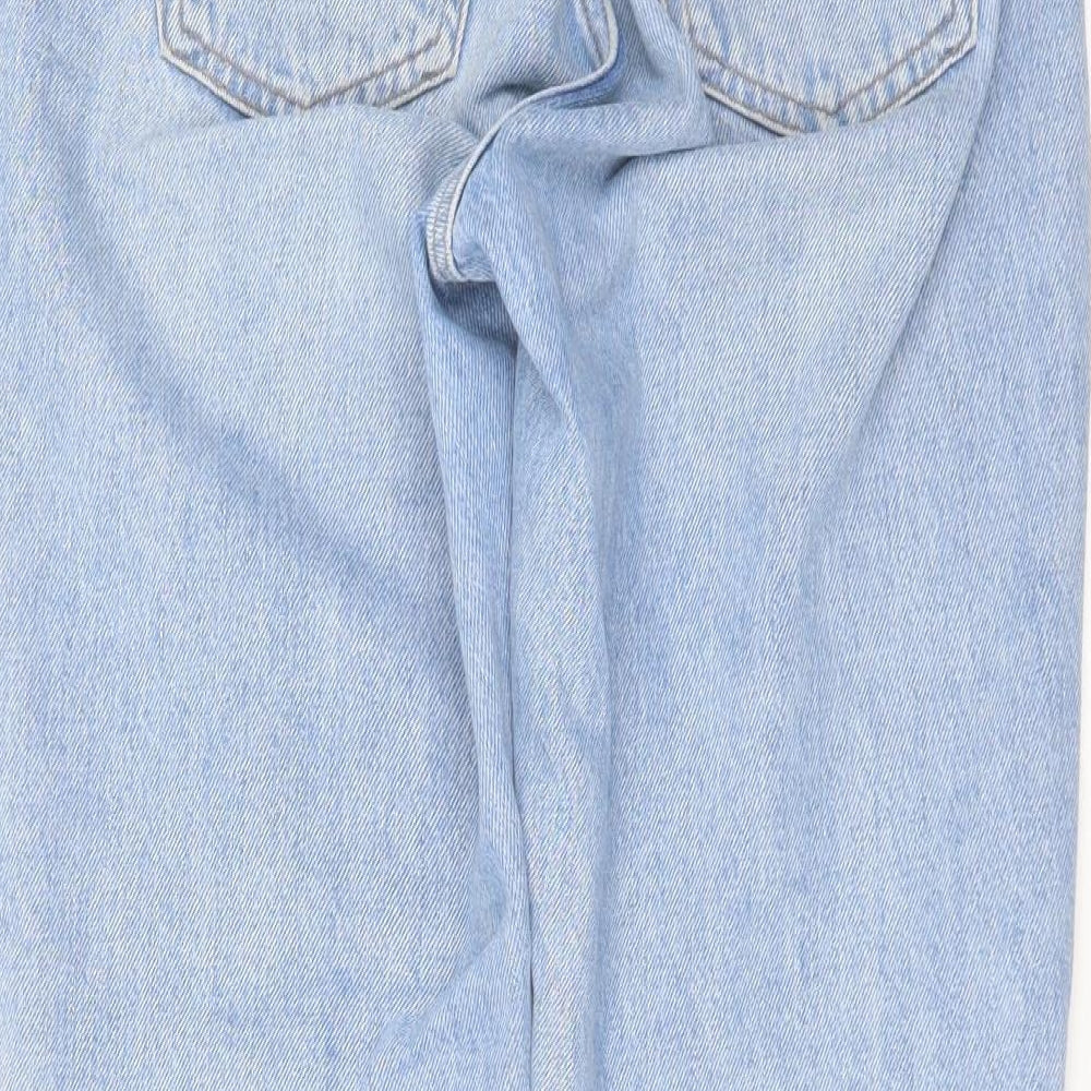Brand and care label for Topshop women’s blue cotton mom jeans, size UK 26, in, 29-inch leg regular zip