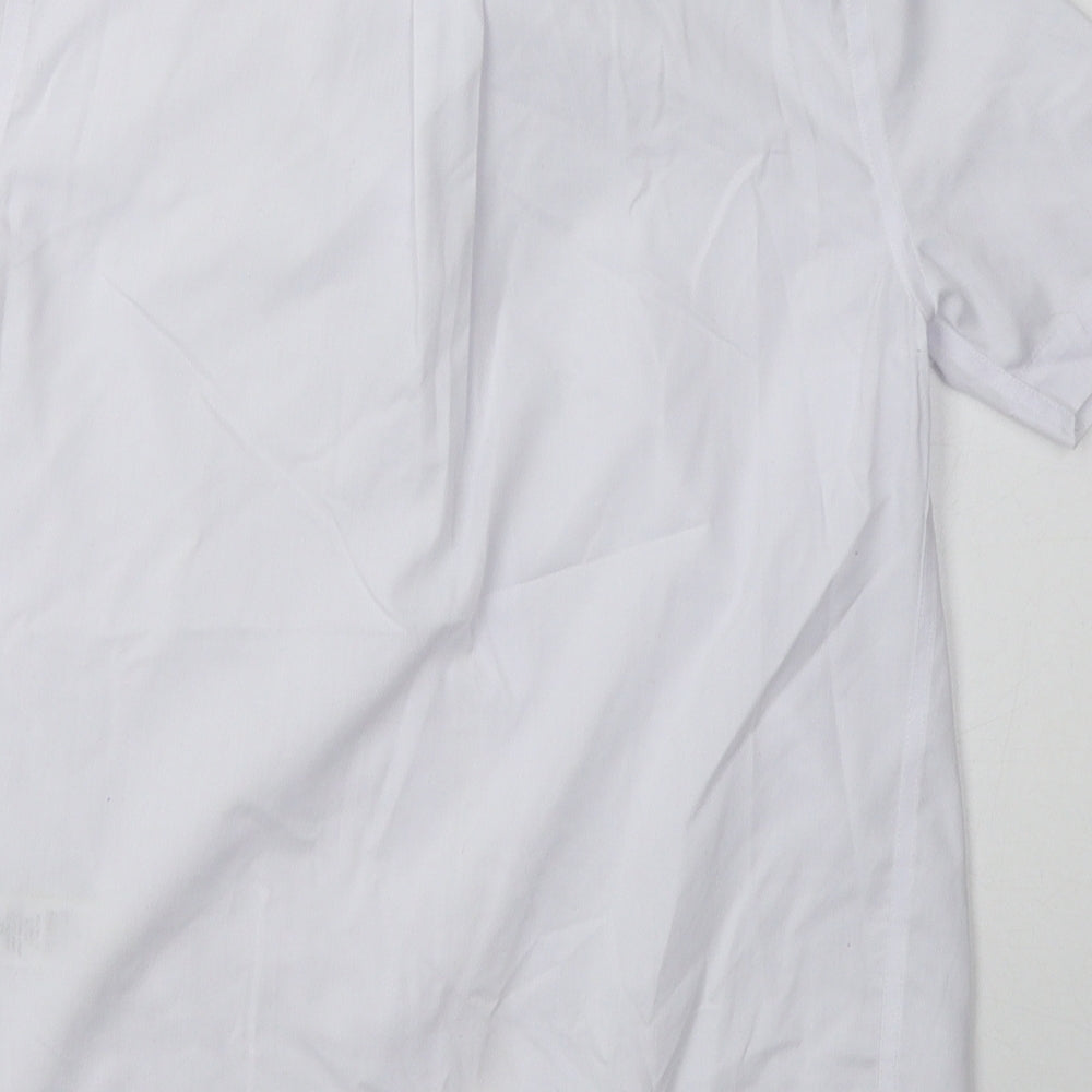 Brand and care label for Marks & Spencer boys’ white polyester basic button-up, years collared button - school wear