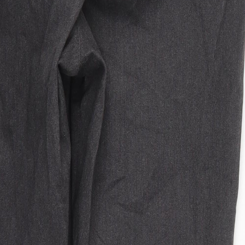 Brand and care label for Old Navy women’s grey cotton trousers, size UK 10, 26-inch leg regular hook & eye
