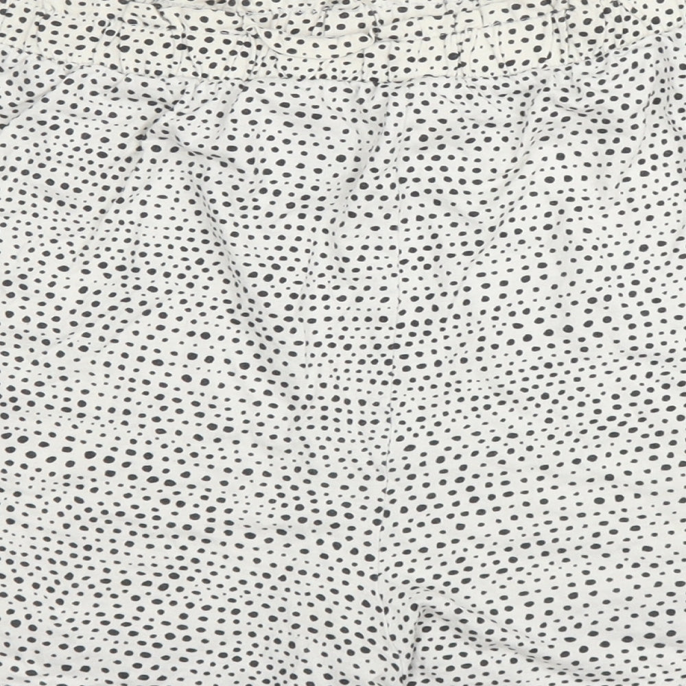 H&M Womens Beige Animal Print Cotton Bermuda Shorts Size S Regular - Spotted print