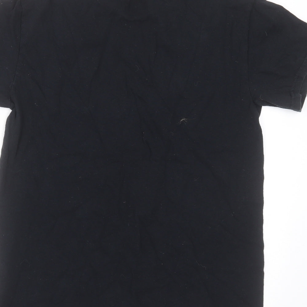 Brand and care label for Preworn men’s black cotton t-shirt, size S, round neck - face