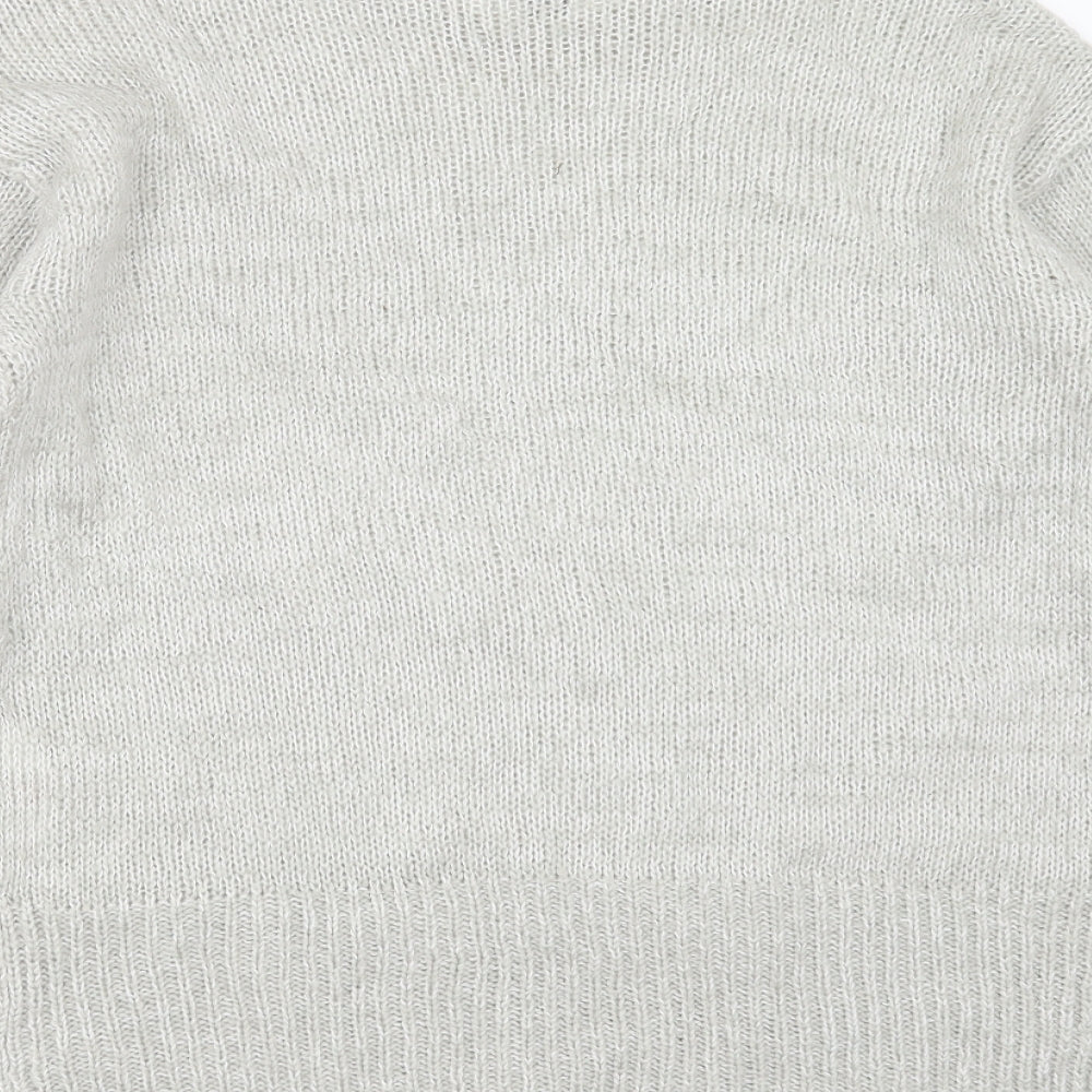 Brand and care label for New Look women’s green round neck acrylic jumper, size S