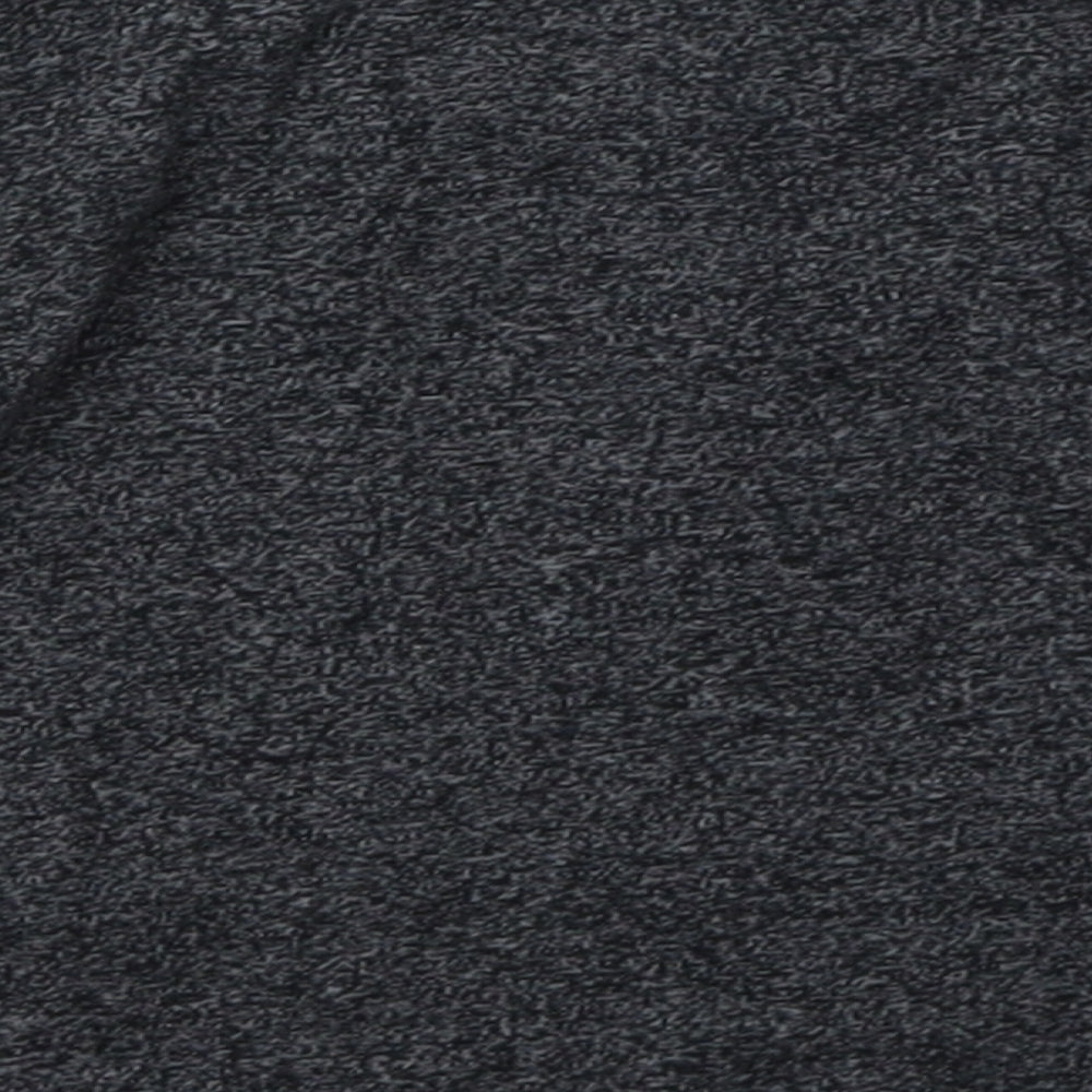Brand and care label for Primark boys’ grey cotton basic casual, size 9-12, months crew neck pullover