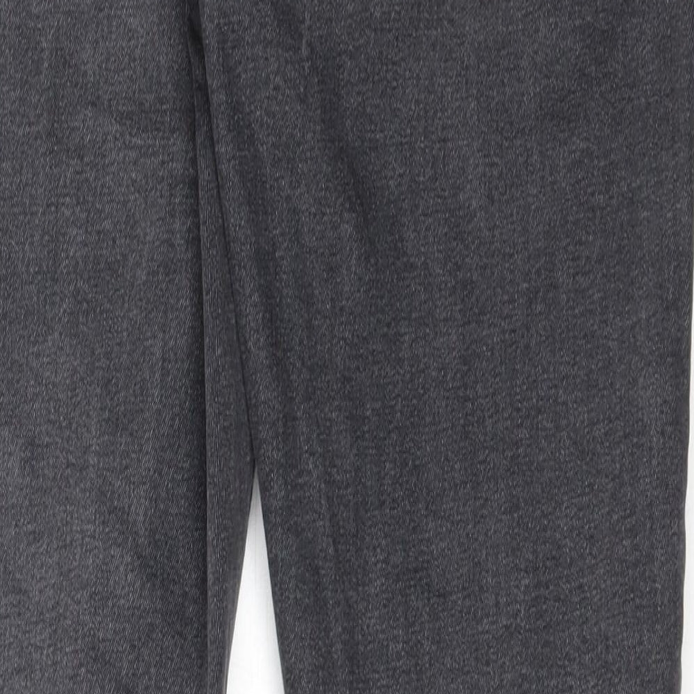 Brand and care label for Topshop women’s black cotton skinny jeans, size UK 28, in, 26-inch leg regular