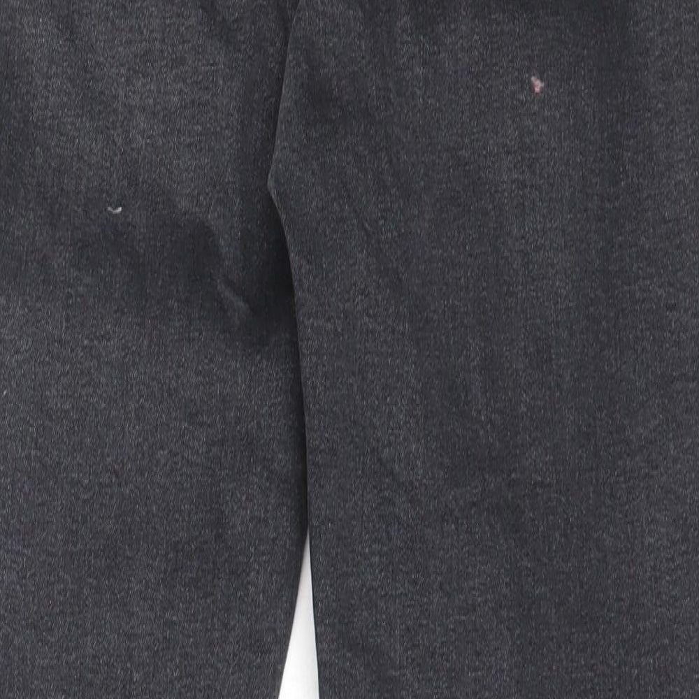 Brand and care label for Topshop women’s black cotton skinny jeans, size UK 26, in, 30-inch leg regular