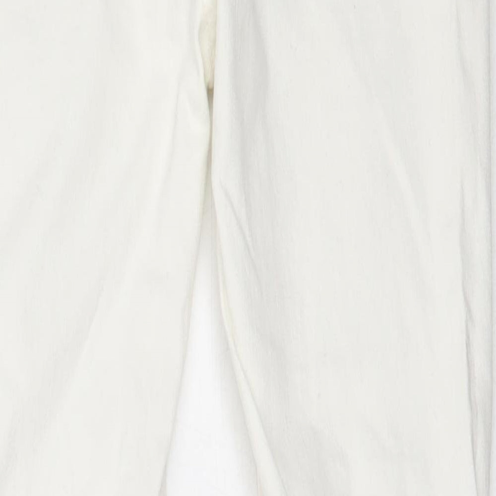 Brand and care label for Pull&Bear women’s ivory cotton skinny jeans, size UK 36, 27-inch leg regular