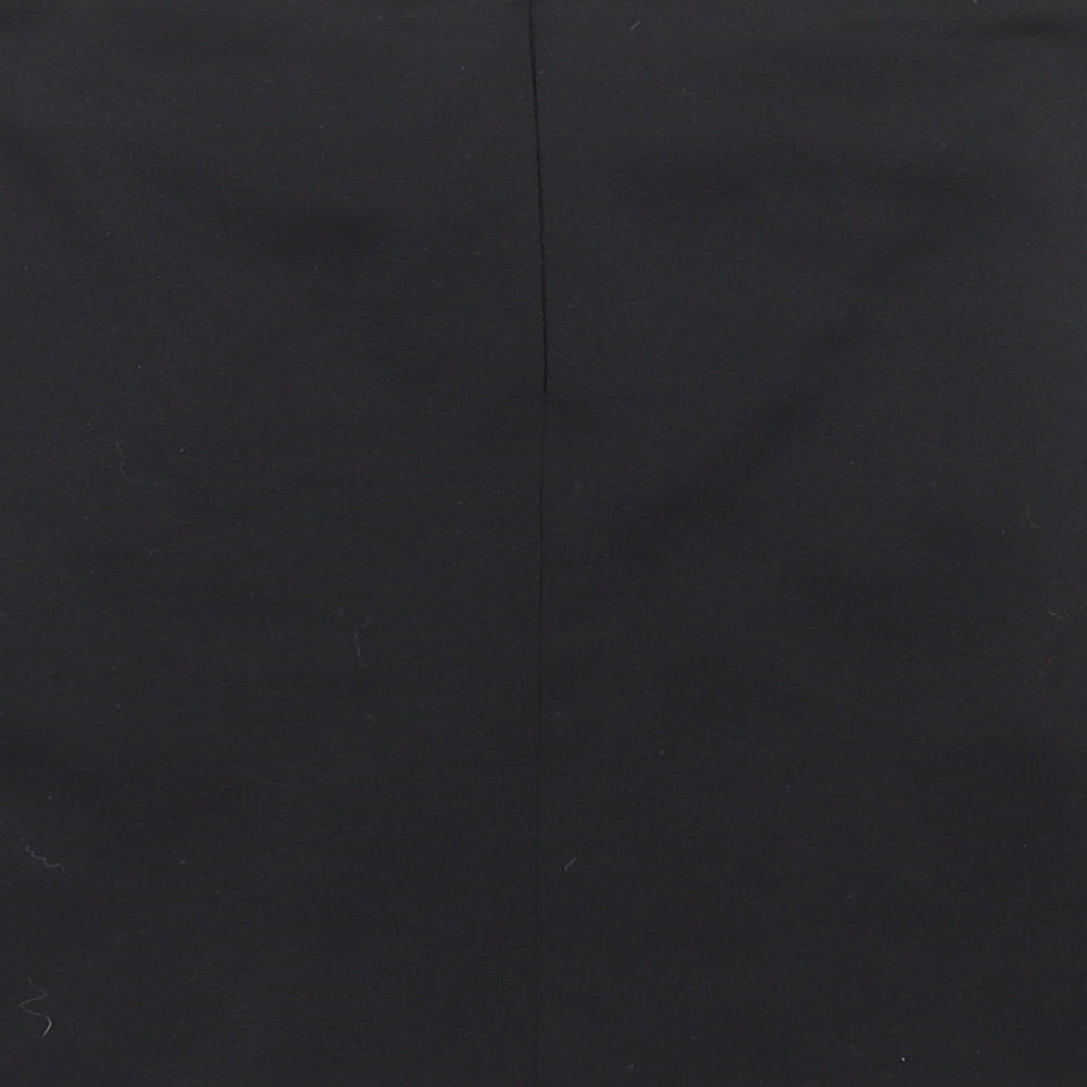 Brand and care label for Primark women’s white geometric polyester a-line skirt, size UK 10, zip