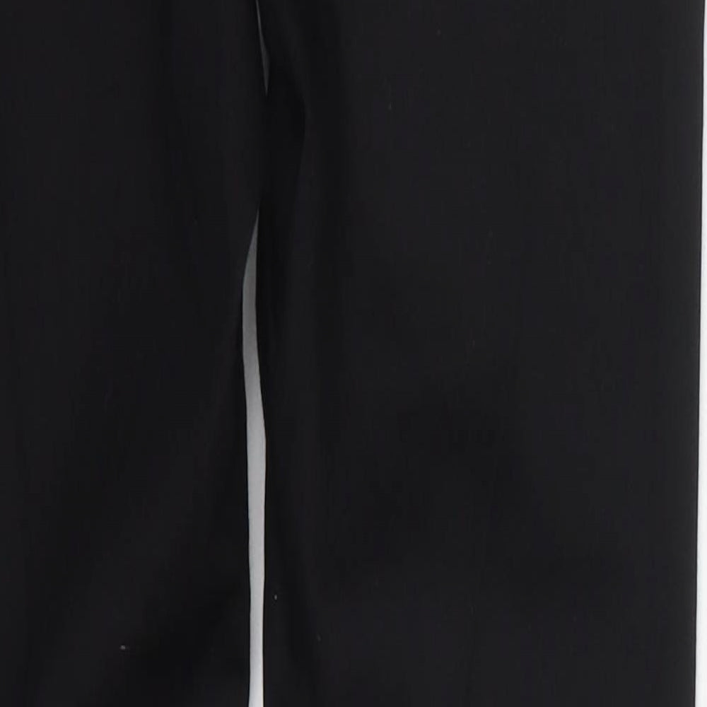 Brand and care label for Topshop women’s black cotton skinny jeans, size UK 26, in, 29-inch leg regular button