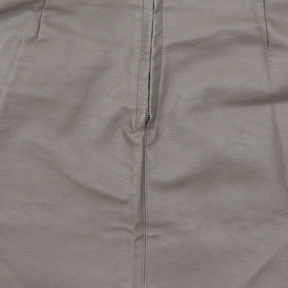Brand and care label for Atmosphere women’s grey polyurethane a-line skirt, size UK 8, zip