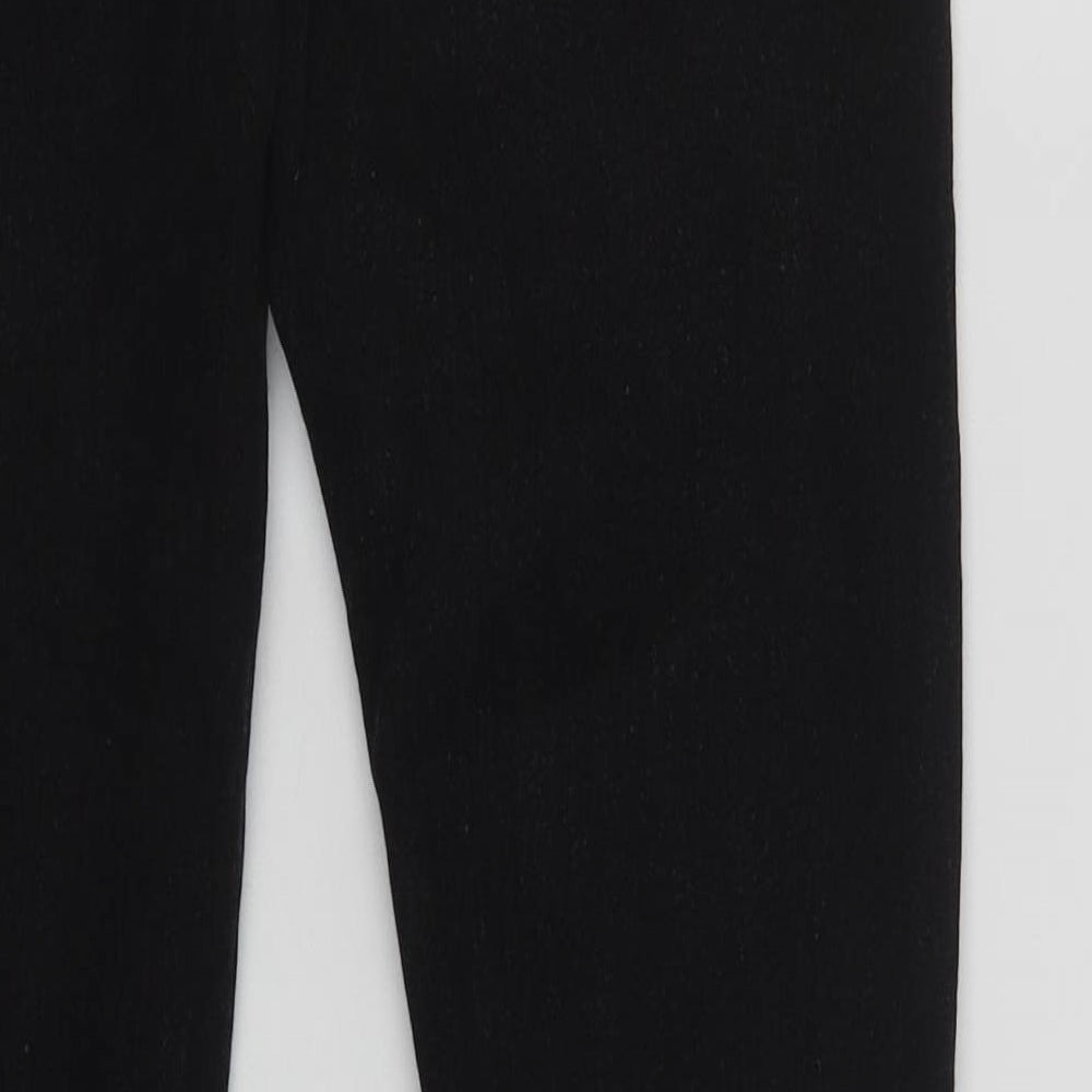 Brand and care label for Boohoo women’s black cotton skinny jeans, size UK 10, 28-inch leg regular button