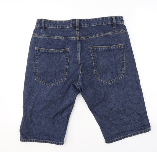 Back view of ACW 85 men’s blue cotton boyfriend jeans, size 32, in regular button
