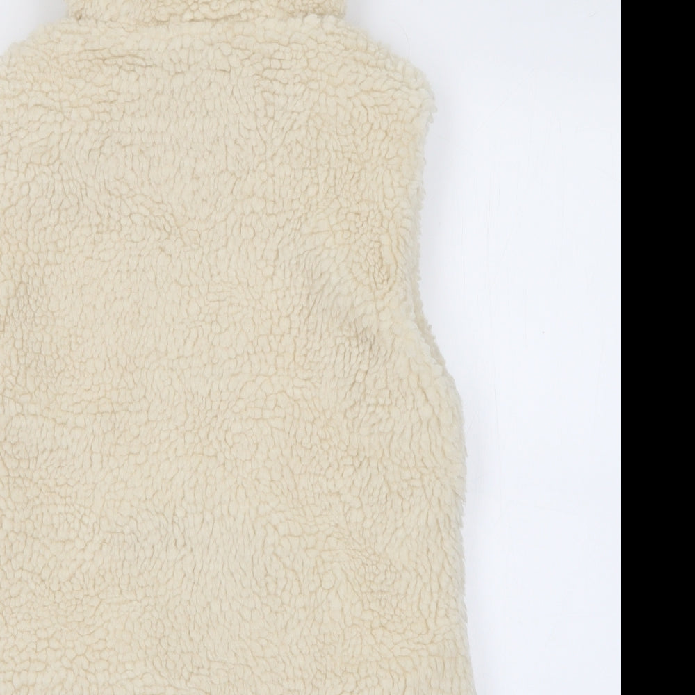 Brand and care label for Primark women’s white gilet jacket, size UK 4, zip