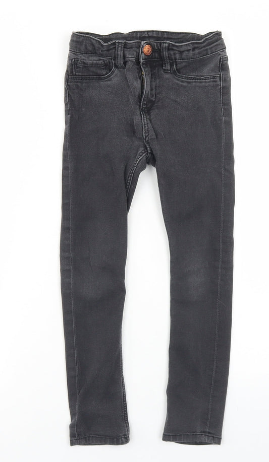 Additional front view of &Denim girls’ black cotton skinny jeans, size 5-6, years regular snap