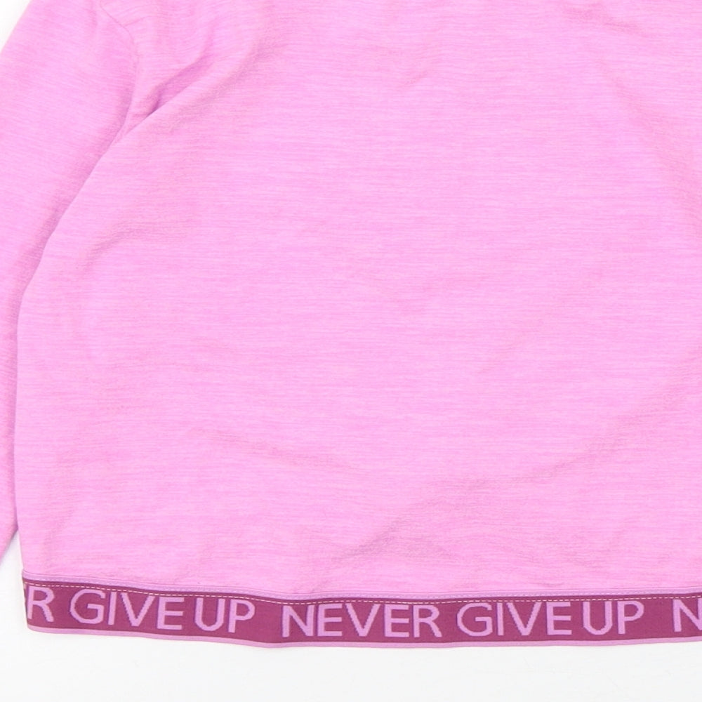 Brand and care label for Dunnes girls’ purple polyester basic t-shirt, size 6-7, years round neck pullover