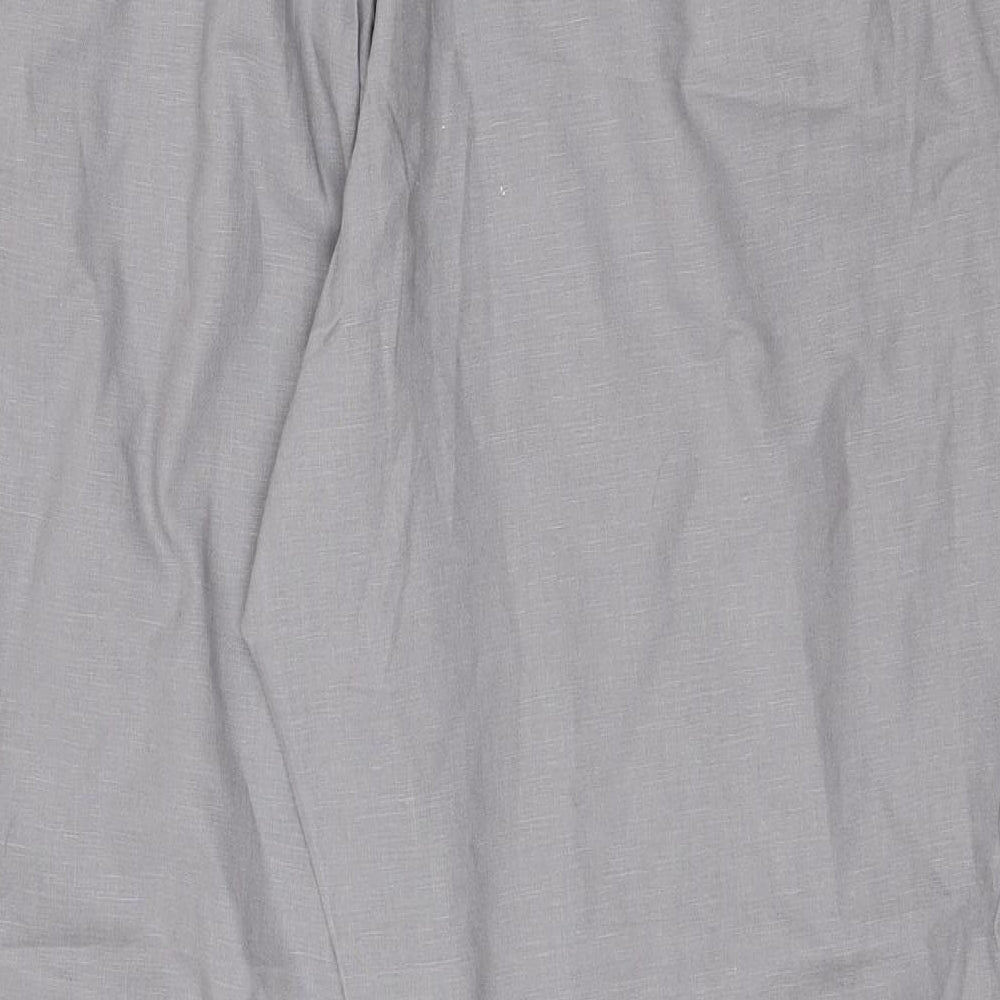Brand and care label for Maine New England men’s grey linen dress pants trousers, 27-inch leg regular zip