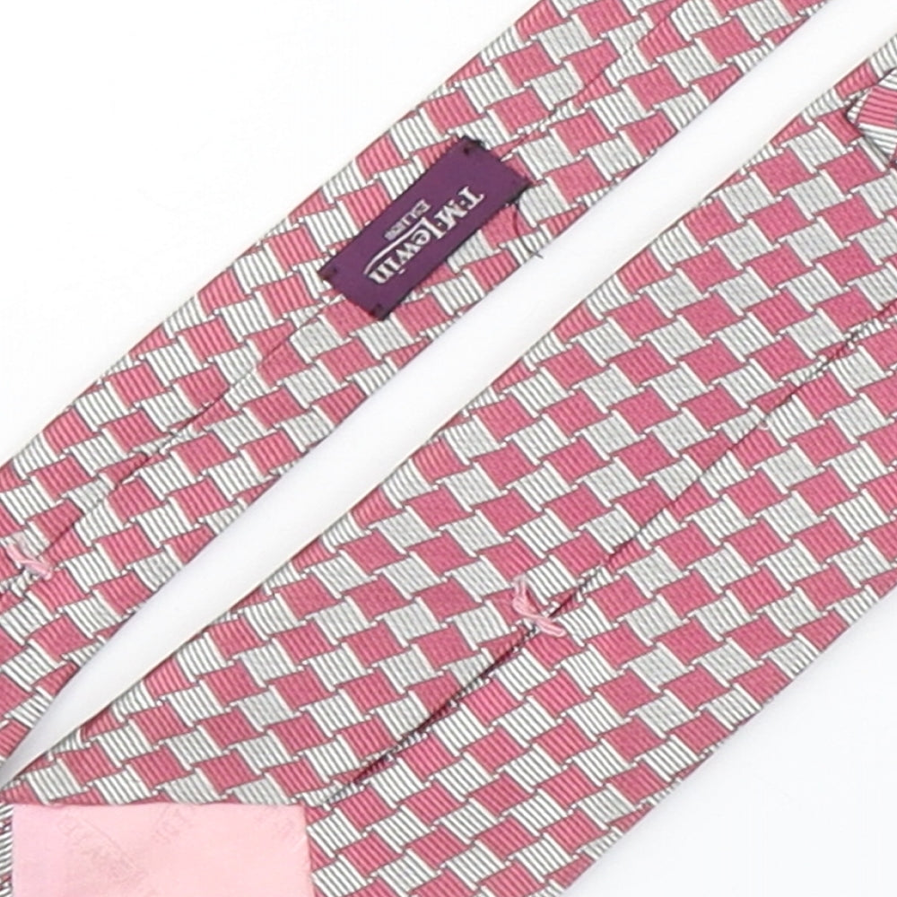 T.M. Lewin Mens Pink Plaids & Checks Silk Pointed Tie One Size