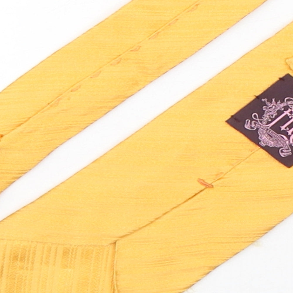 Daniel Lazaro Figuerdo Mens Gold Striped Silk Pointed Tie One Size