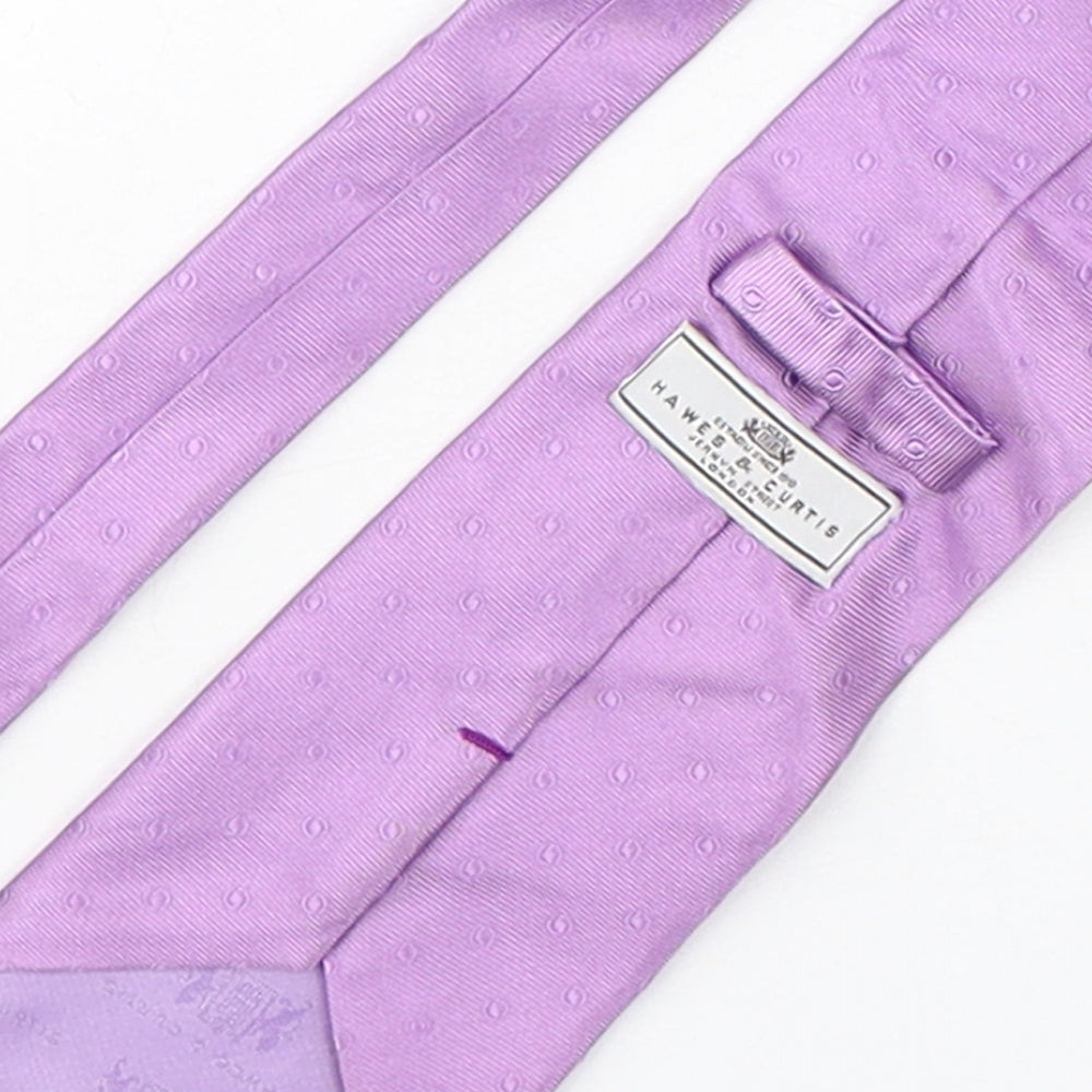 Brand and care label for Hawes & Curtis men’s purple polka dot silk pointed tie one size