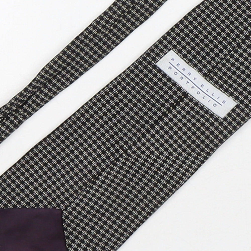 Brand and care label for Perry Ellis men’s multicoloured geometric silk pointed tie one size