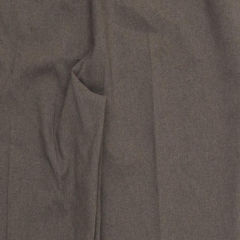 Brand and care label for Bonmarché women’s brown polyester dress pants trousers, size UK 20, 26-inch leg regular zip