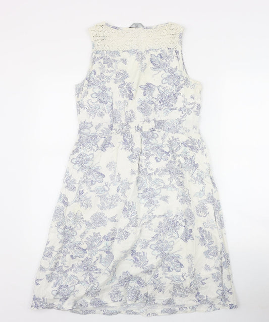 TU Womens White Geometric Cotton Fit & Flare Size 10 Scoop Neck Button