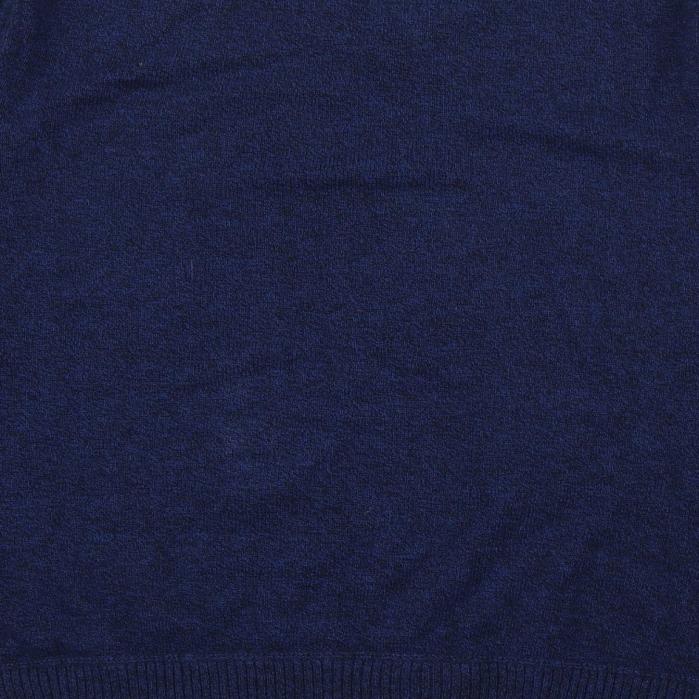 Brand and care label for American Eagle Outfitters men’s blue v-neck cotton jumper, size L