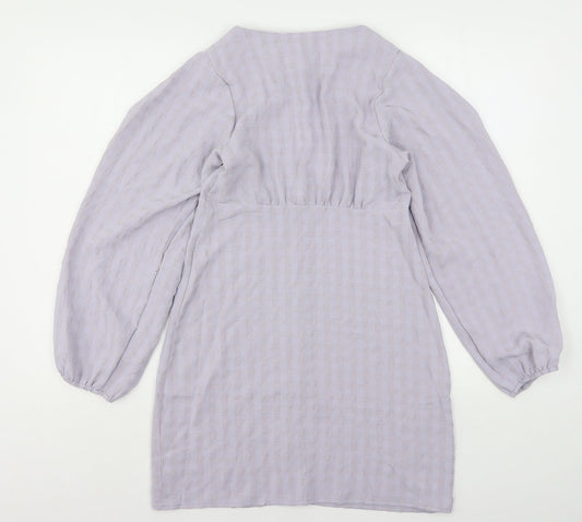 Nasty Gal Womens Purple Striped Polyester Basic Button-Up Size 4 V-Neck