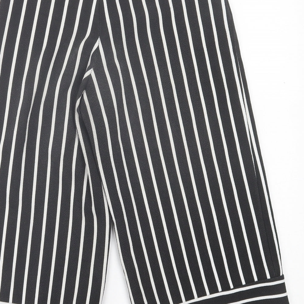 Womens UK Size 6 PRETTYLITTLETHING Regular Fit Cropped Black Trousers