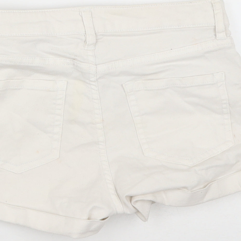 H&M Womens White Cotton Chino Shorts Size 4 Regular Zip