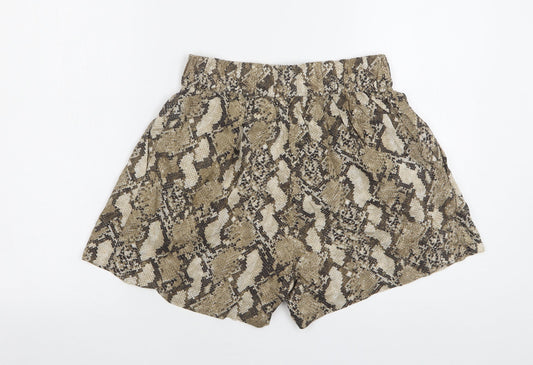 H&M Womens Green Animal Print Viscose Mom Shorts Size 8 L4 in Regular
