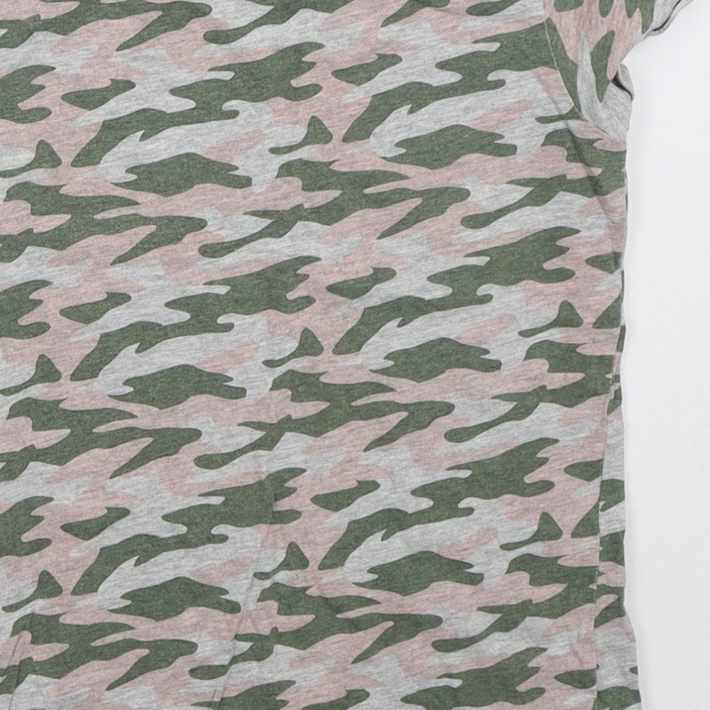 Primark Girls Green Camouflage Cotton Basic T-Shirt Size 9-10 Years Crew Neck Pullover - Be Kind