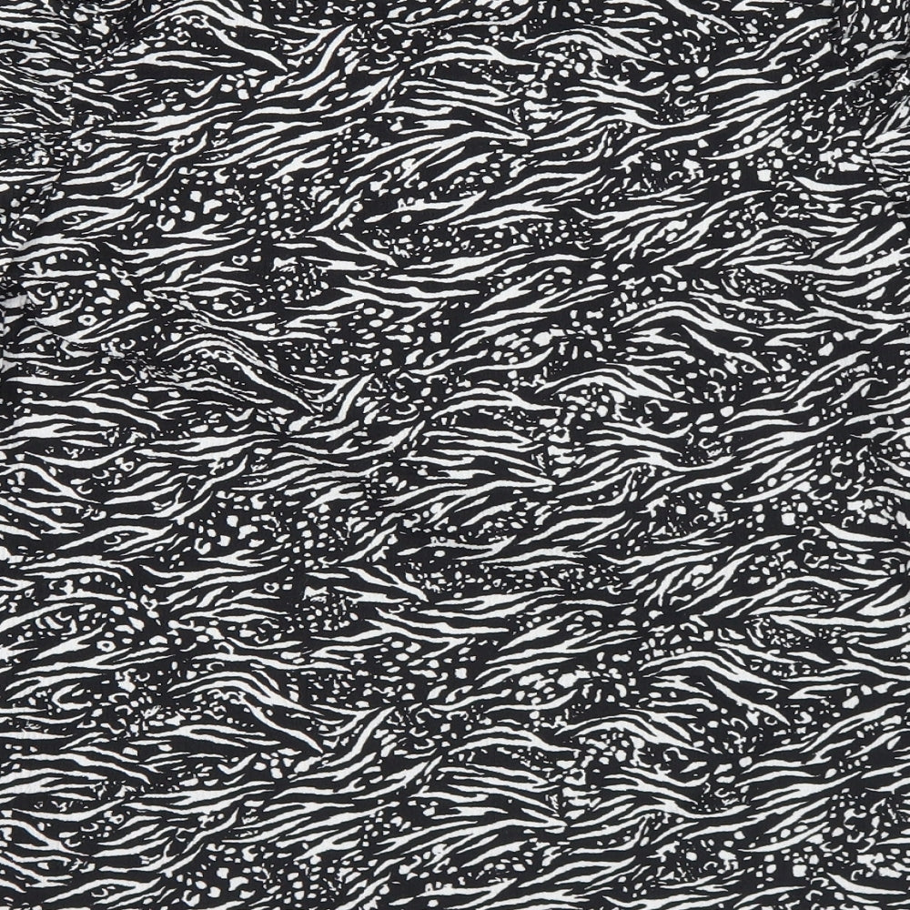 F&F Womens Black Geometric Polyester Basic Blouse Size 8 Round Neck