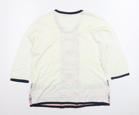 Classic Womens White Round Neck Acrylic Pullover Jumper Size M