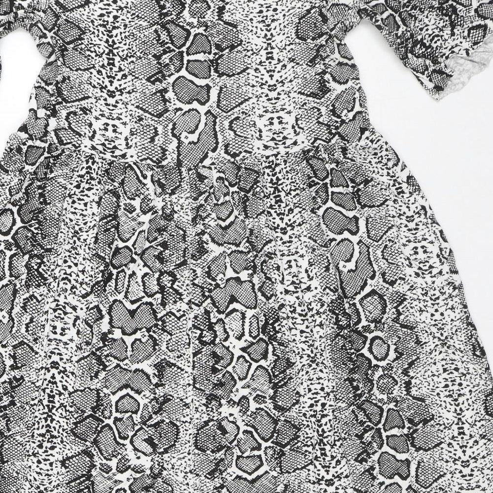 Boohoo Womens White Animal Print Polyester A-Line Size 10 Round Neck - Snake Skin