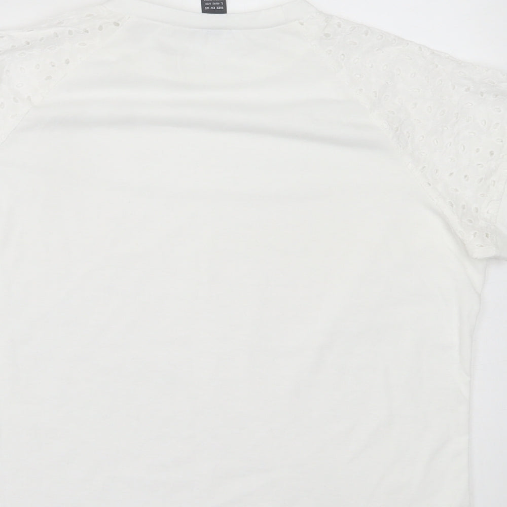 SheIn Womens White Polyester Basic T-Shirt Size L Crew Neck