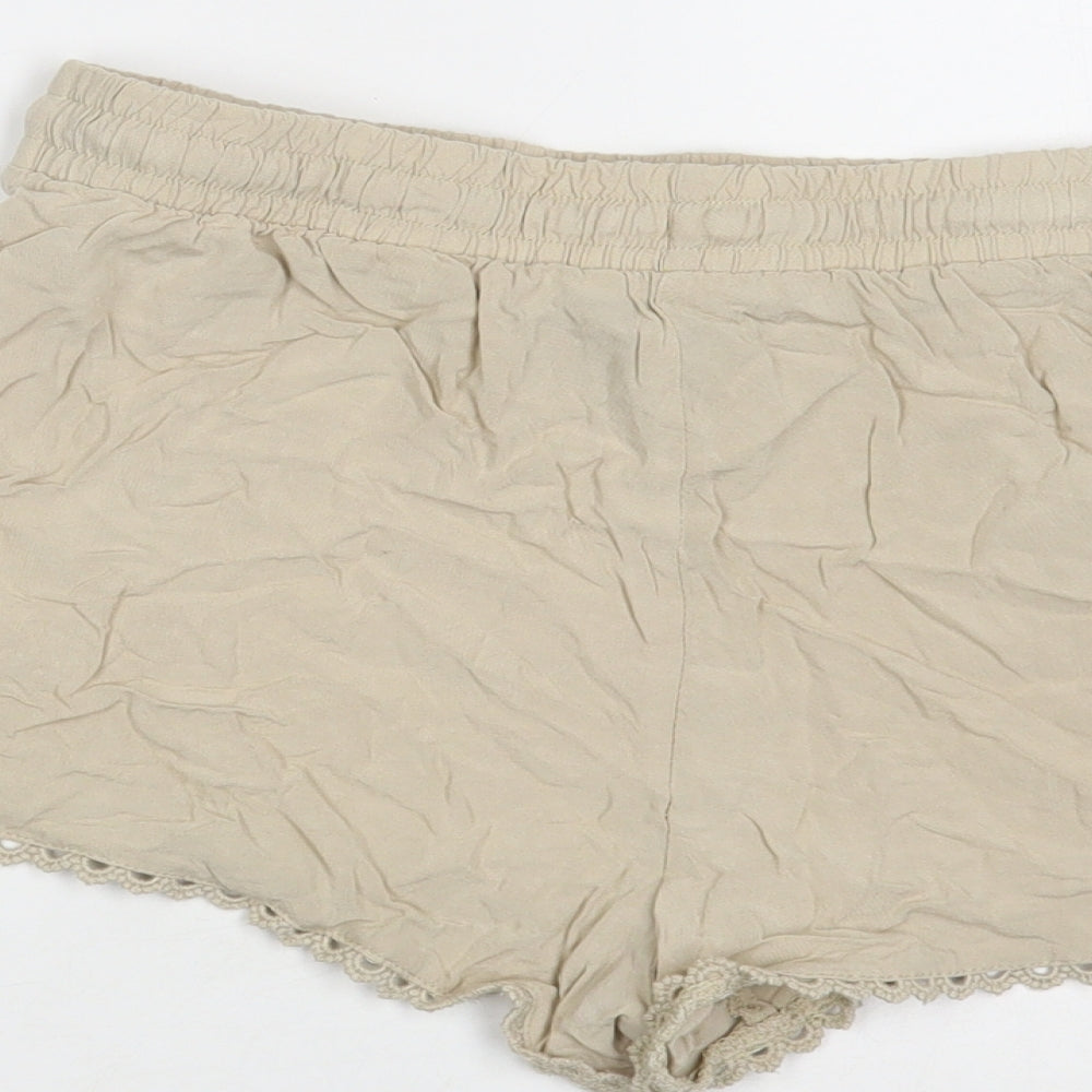 Atmosphere Womens Beige Viscose Hot Pants Shorts Size 8 L3 in Regular Pull On