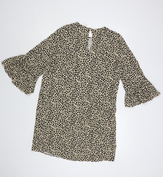H&M Womens Beige Animal Print Viscose Shift Size 12 Round Neck Button