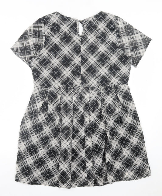 Boohoo Womens Grey Plaid Polyester A-Line Size 12 Crew Neck Button