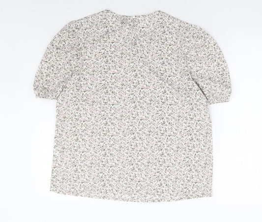 SheIn Womens White Floral Polyester Basic T-Shirt Size M Round Neck