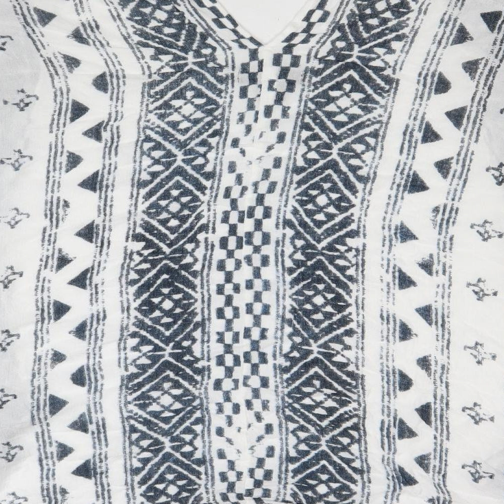 Steve Madden Womens White V-Neck Geometric Rayon Cape Jumper One Size