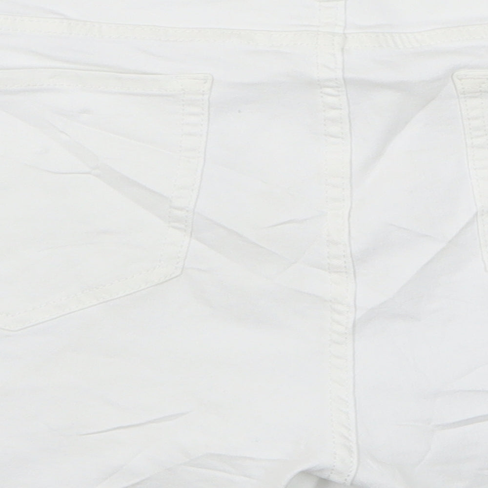 Marks and Spencer Womens White Cotton Mom Shorts Size 20 L3 in Regular Zip