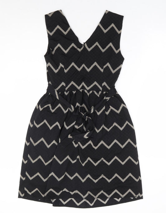 Mela London Womens Black Geometric Polyester Fit & Flare Size 8 V-Neck Zip