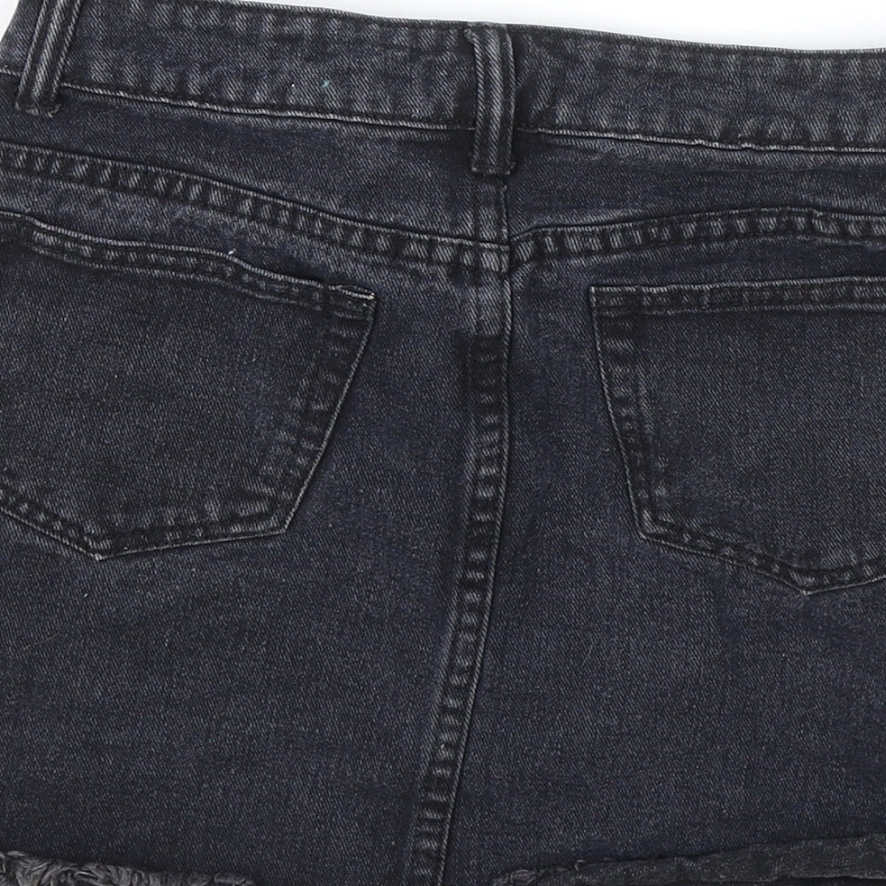 Boohoo Womens Black Cotton Hot Pants Shorts Size 6 Regular Zip - Inside leg less than 3 inches.